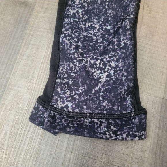Lululemon Journey Crop - Picture 5 of 10